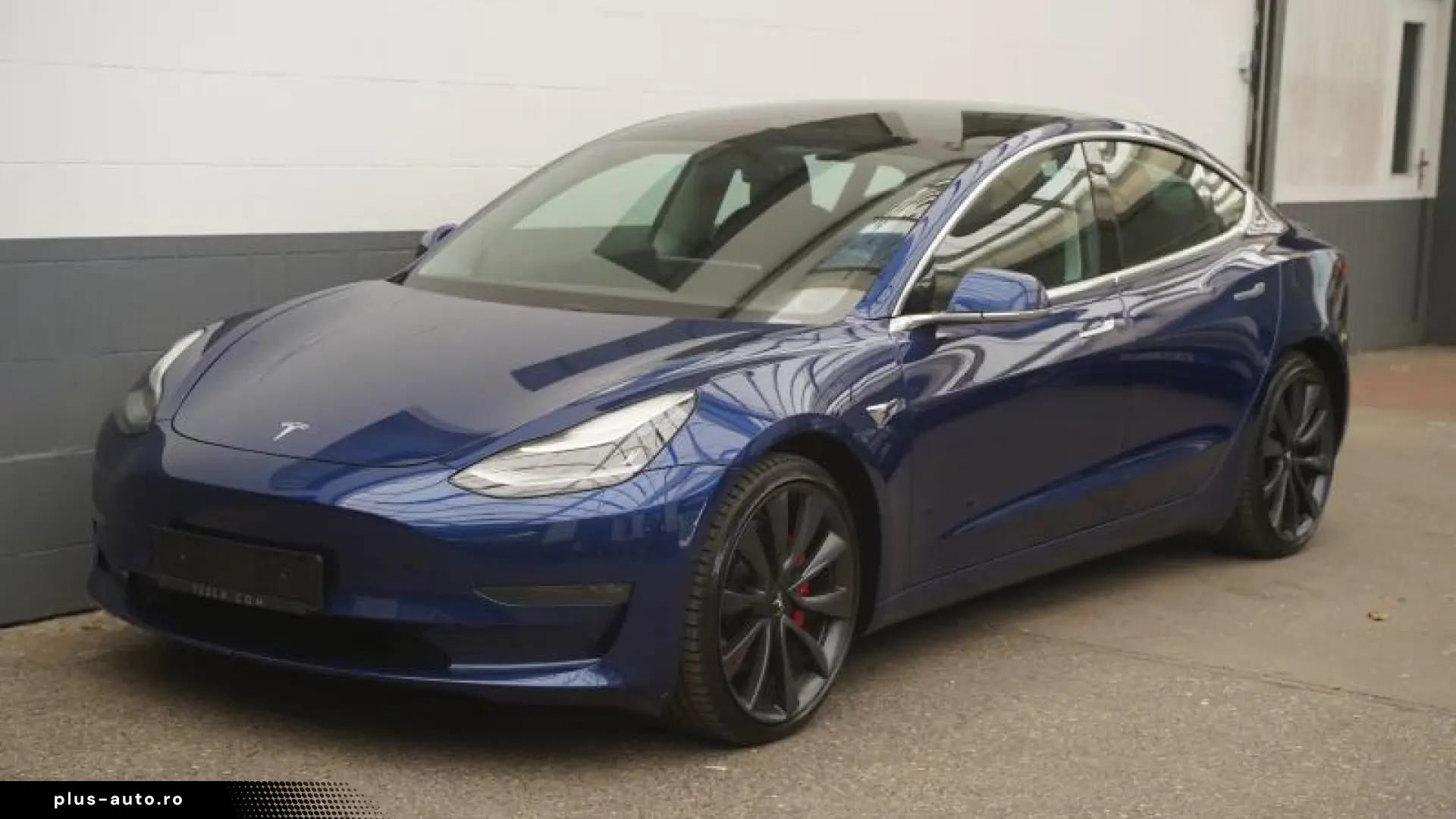Tesla Model 3 Performance