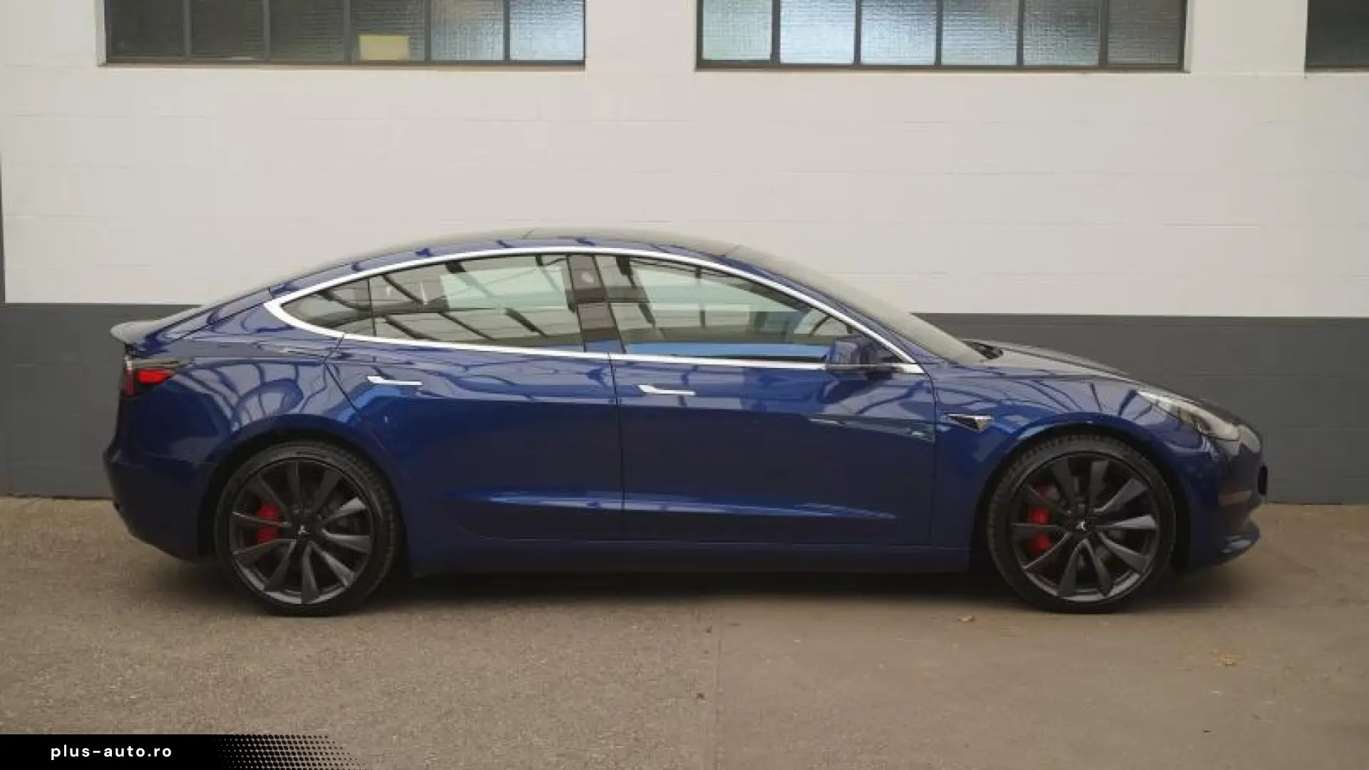 Tesla Model 3 Performance
