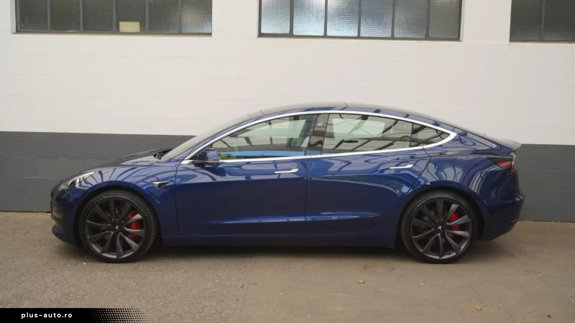 Tesla Model 3 Performance