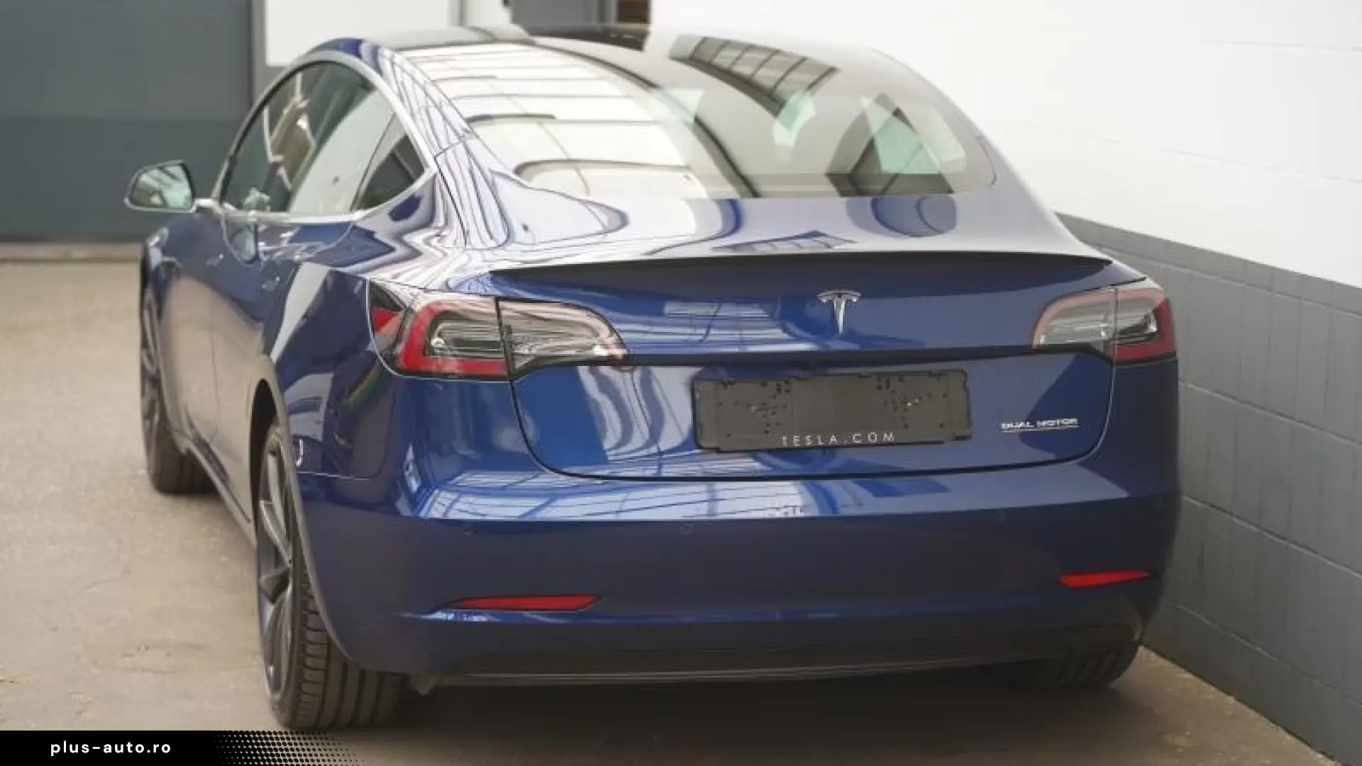 Tesla Model 3 Performance