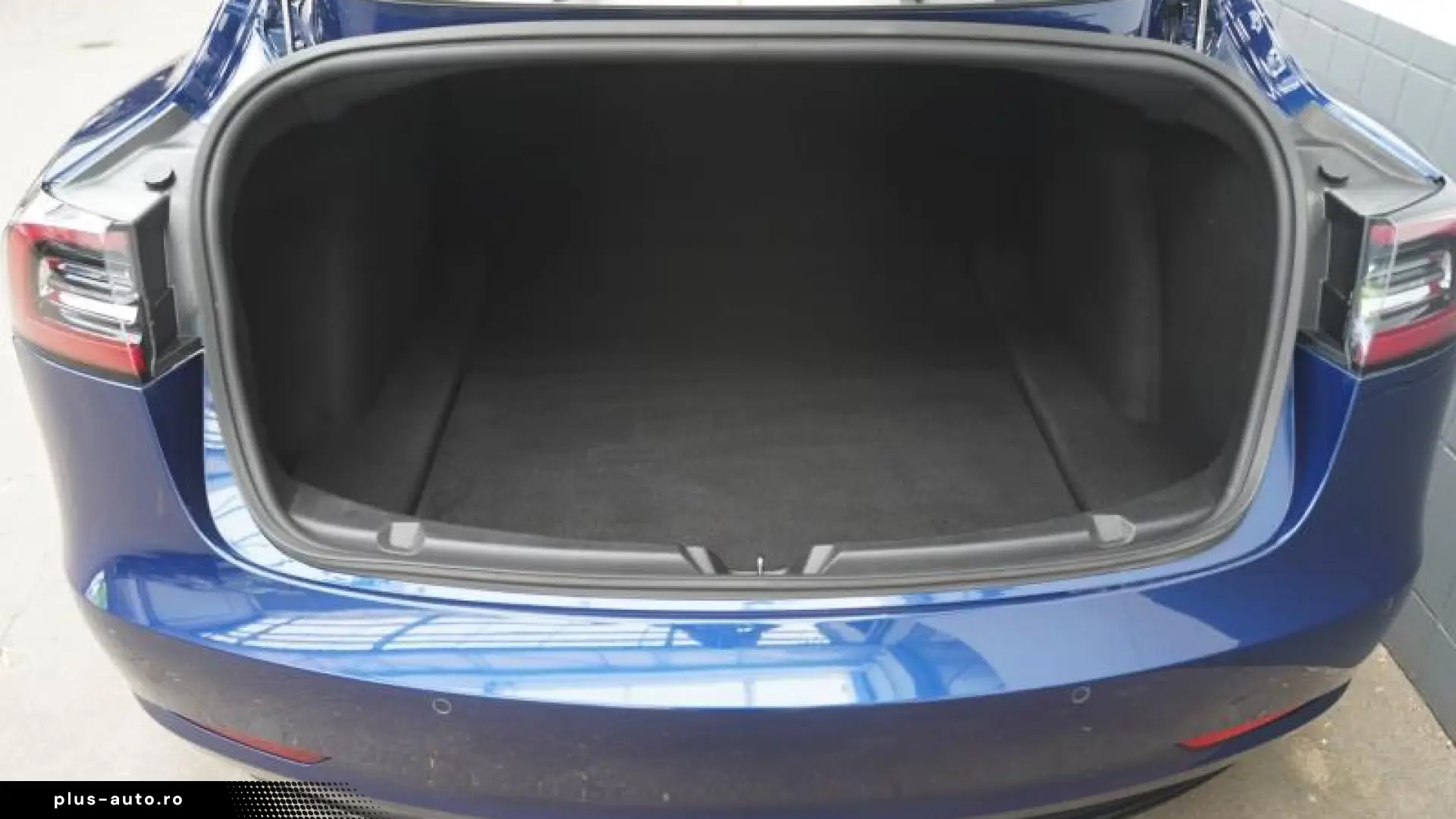 Tesla Model 3 Performance
