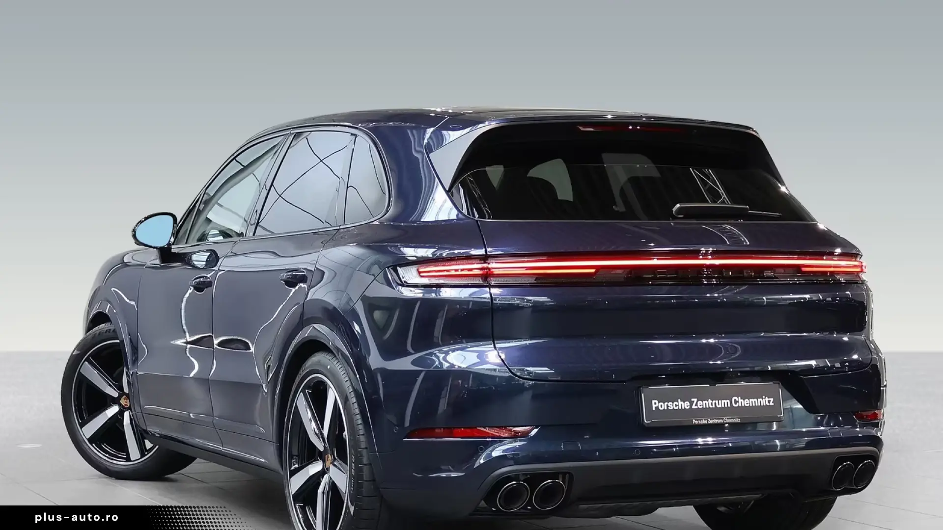 Porsche Cayenne Black Edition
