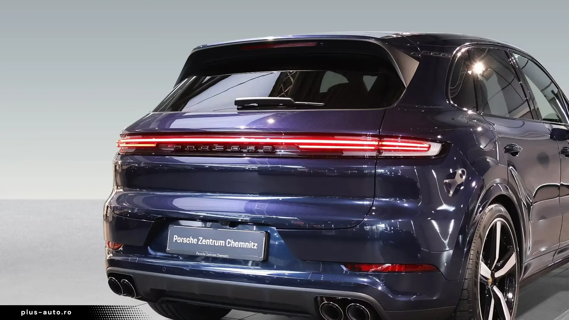 Porsche Cayenne Black Edition