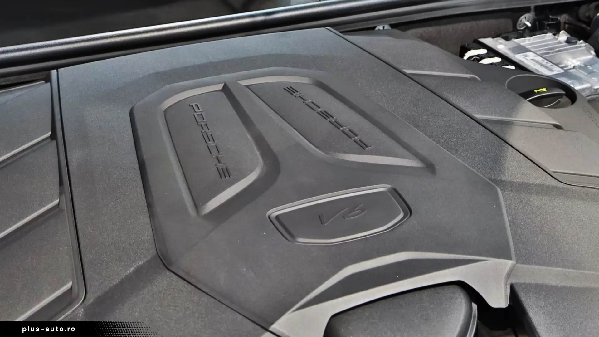 Porsche Cayenne Black Edition