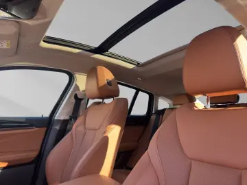 BMW X4 xDrive30d Pano eSitze 360 ACC HiFi