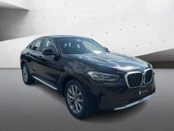 BMW X4 xDrive20i LED RFK Sportsitze Navi Prof. DAB