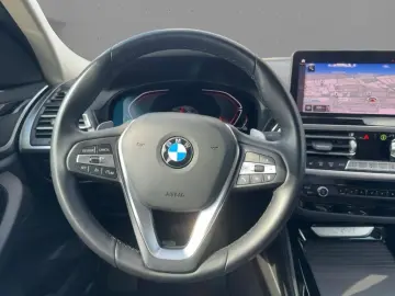 BMW X4 xDrive20i LED RFK Sportsitze Navi Prof. DAB