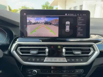 BMW X4 xDrive20i LED RFK Sportsitze Navi Prof. DAB