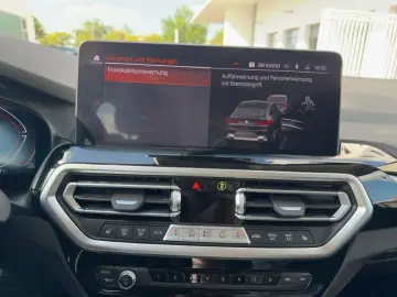 BMW X4 xDrive20i LED RFK Sportsitze Navi Prof. DAB