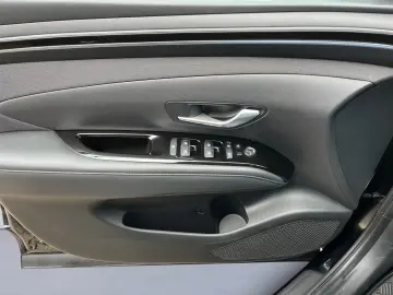 HYUNDAI Tucson 1.6CRDI 48V Mild-Hybrid 4WD Navi Kamera L