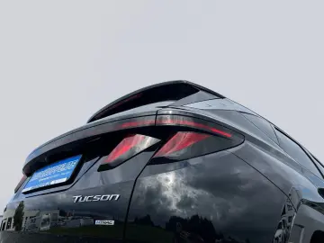 HYUNDAI Tucson 1.6CRDI 48V Mild-Hybrid 4WD Navi Kamera L
