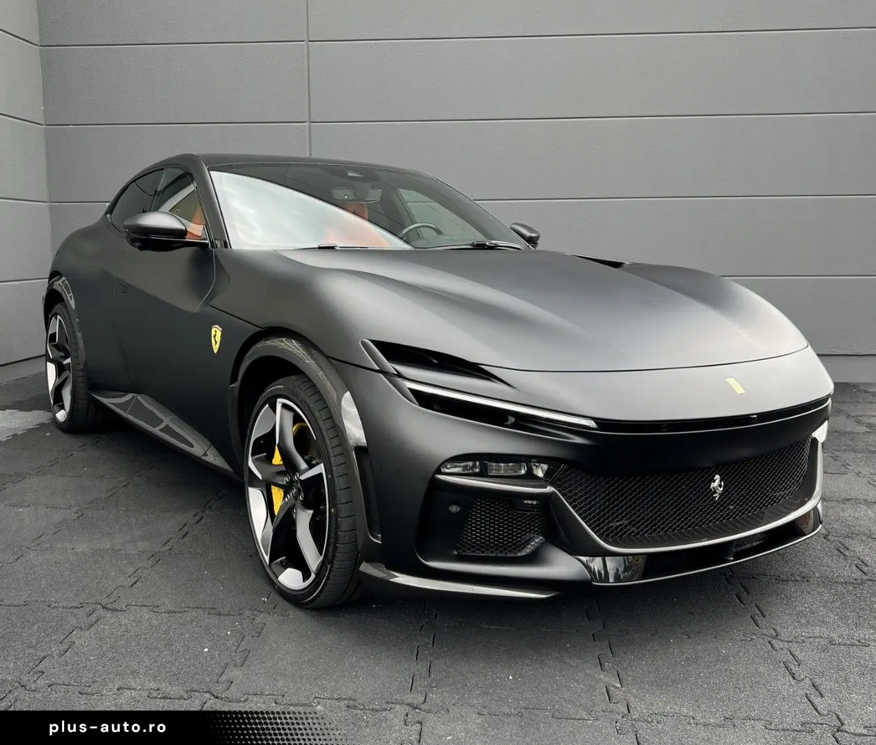 FERRARI Purosangue