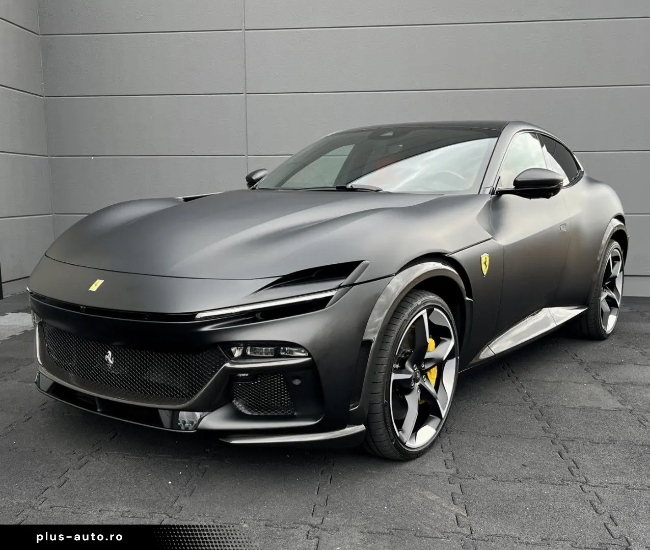 FERRARI Purosangue