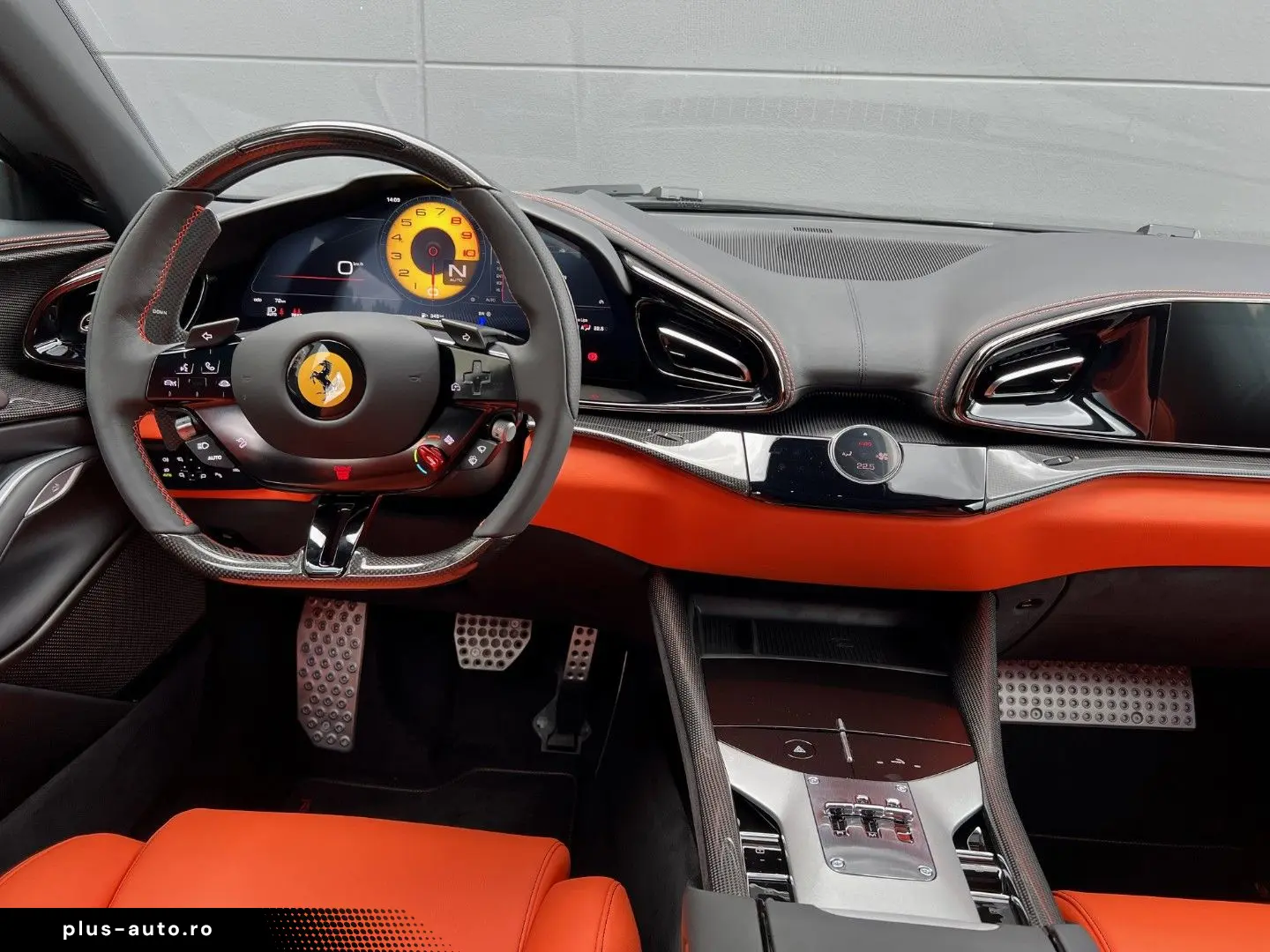 FERRARI Purosangue