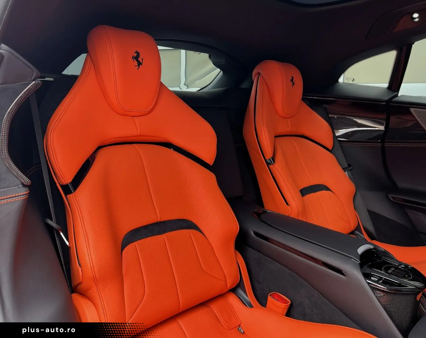 FERRARI Purosangue