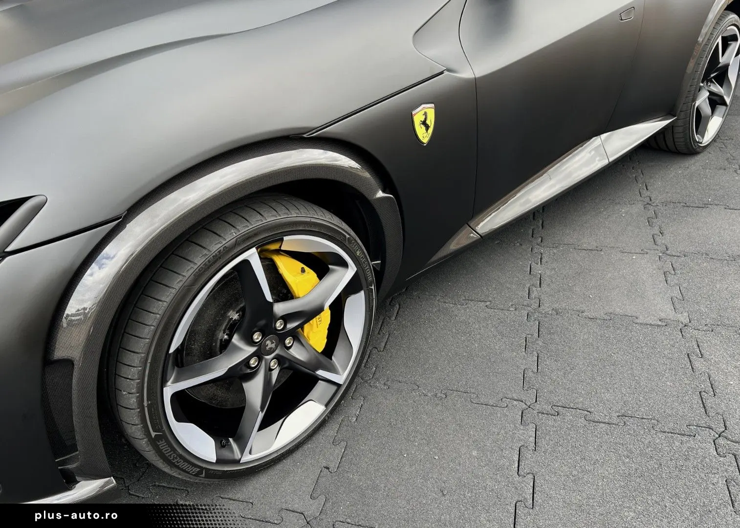 FERRARI Purosangue