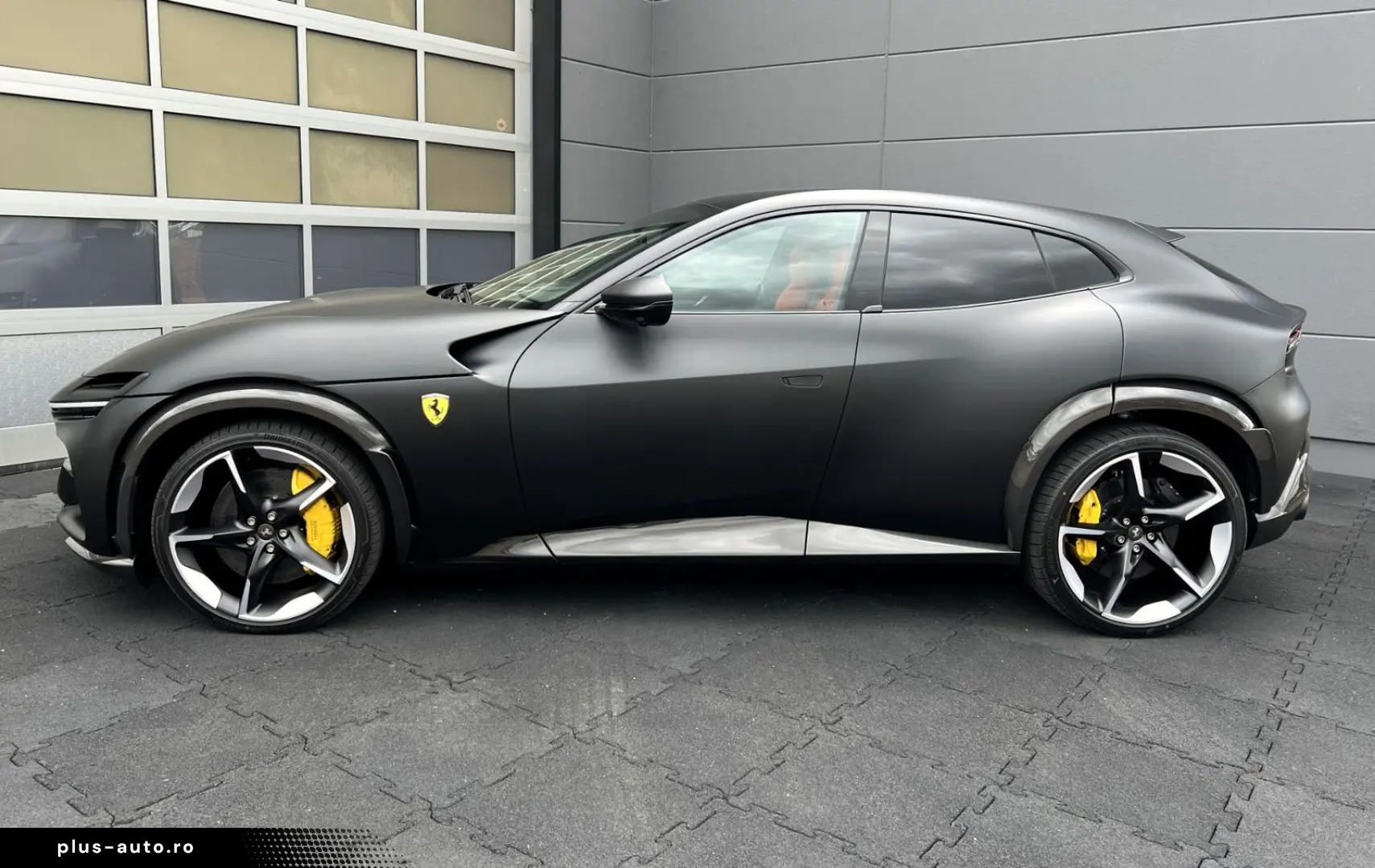 FERRARI Purosangue
