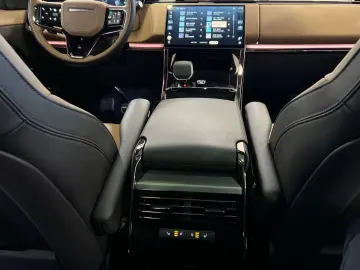 LAND ROVER Range Rover Sport P460e Dynamic SE