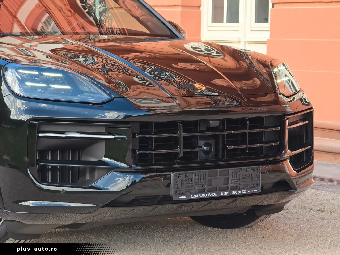 PORSCHE Cayenne Coupe GTS (Porsche Approved)