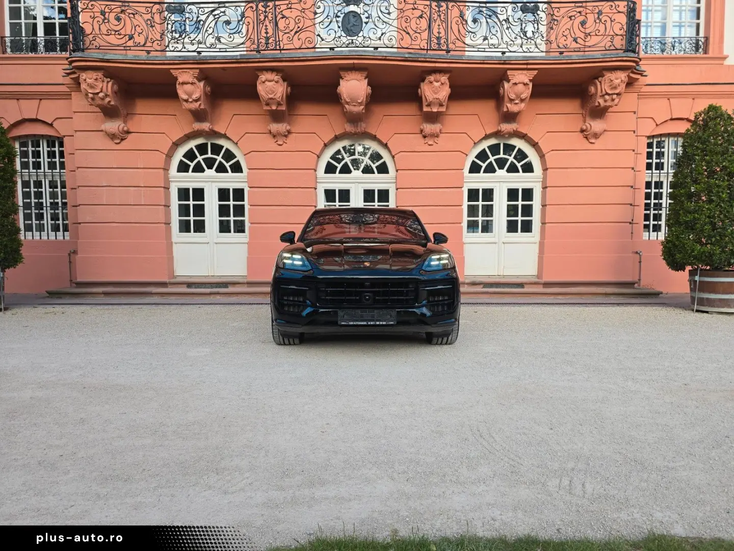 PORSCHE Cayenne Coupe GTS (Porsche Approved)