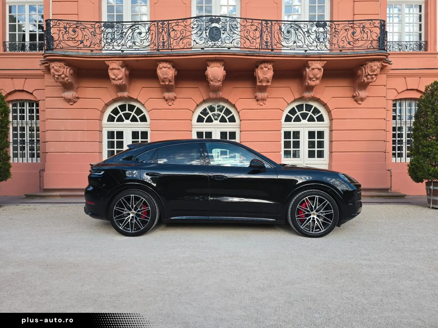 PORSCHE Cayenne Coupe GTS (Porsche Approved)