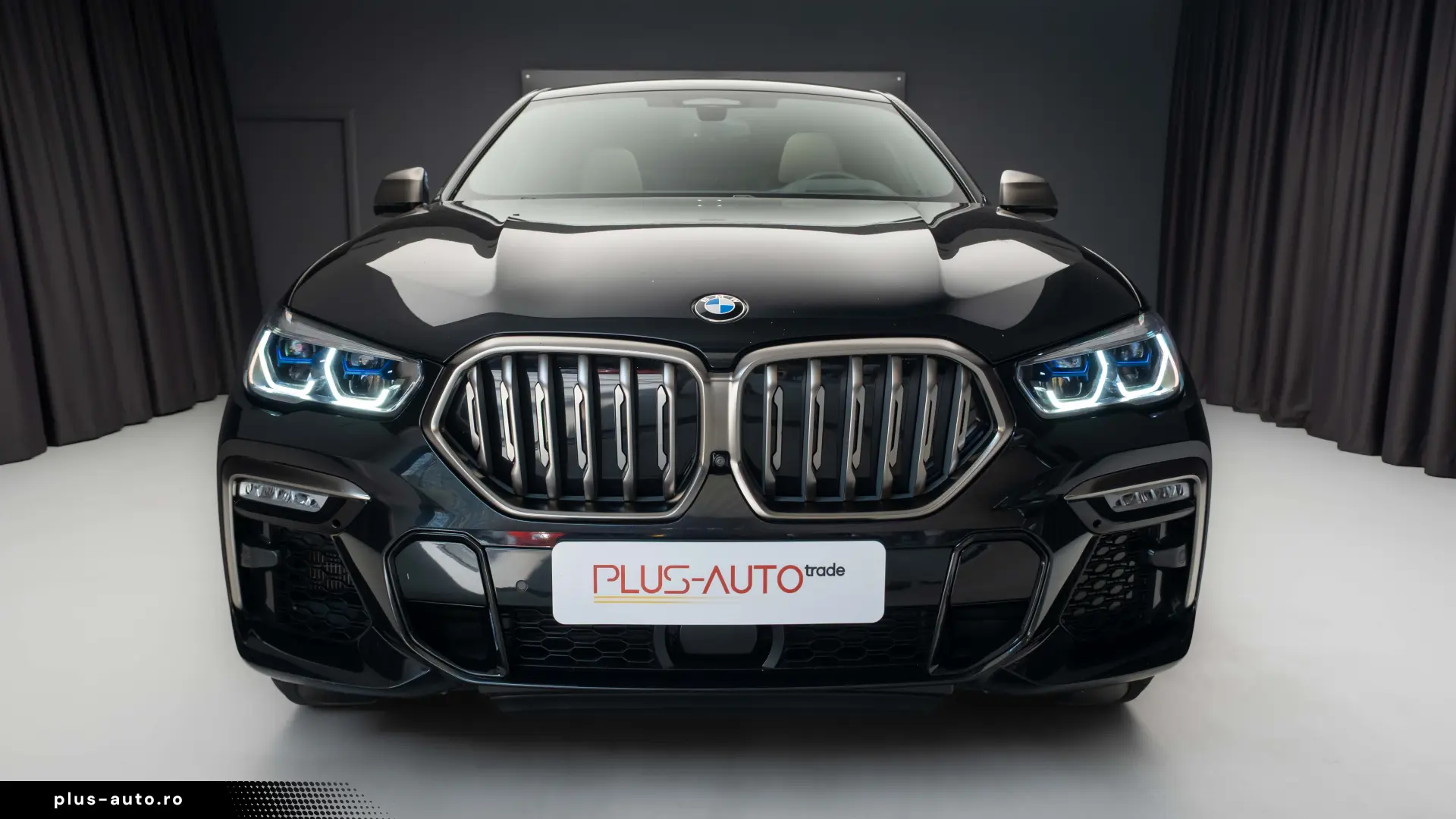 BMW X6 M50i