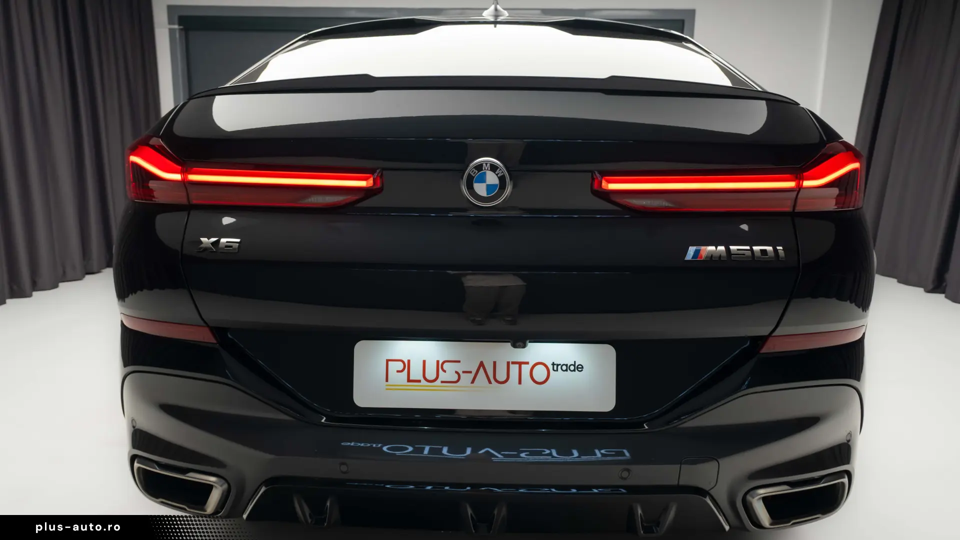 BMW X6 M50i