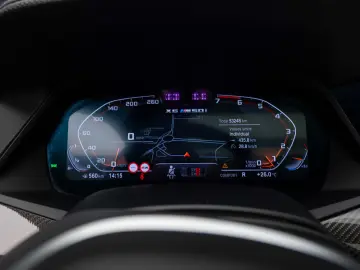 BMW X6 M50i