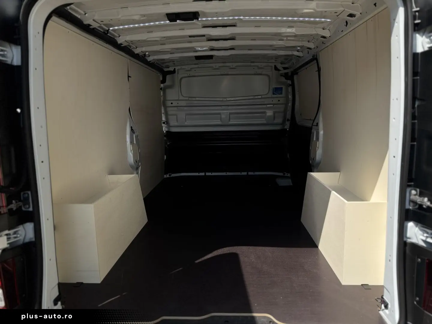 RENAULT Trafic Komfort L2H1 3 1t dCi 150PS LED KLIMA TP