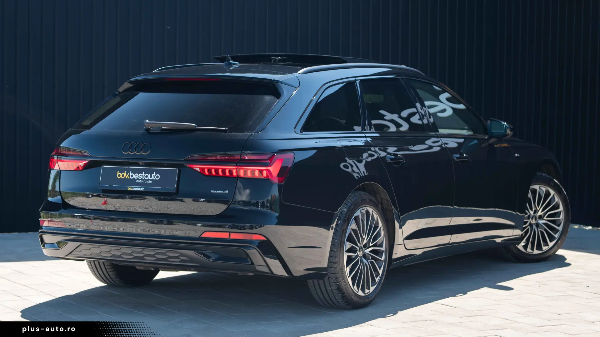 Audi A6 55 TFSIe Avant Quattro S-line