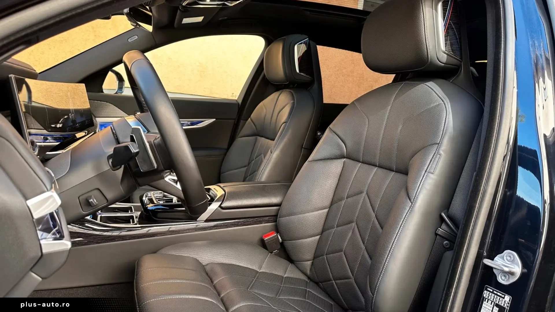 BMW 750e xDrive M TV Sky-Lounge Masaj Executive