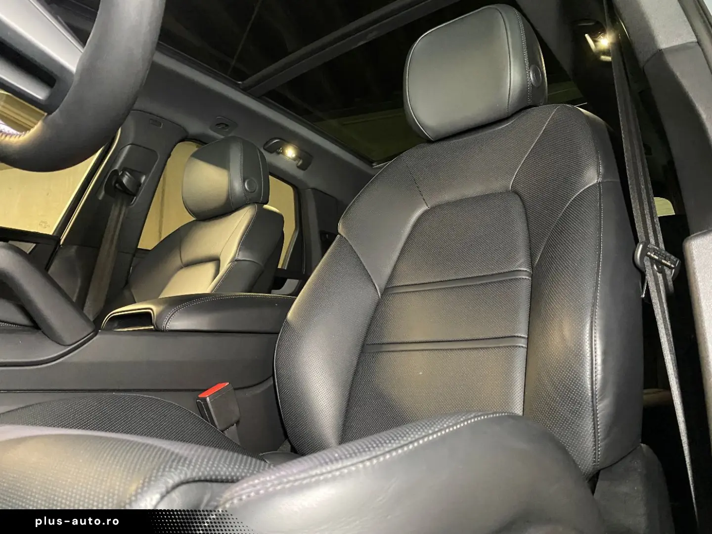 PORSCHE Cayenne S E-Hybrid  Hinterachslenkung  InnoDrive