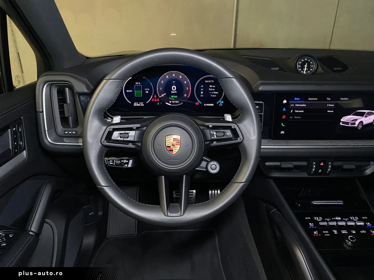 PORSCHE Cayenne S E-Hybrid  Hinterachslenkung  InnoDrive