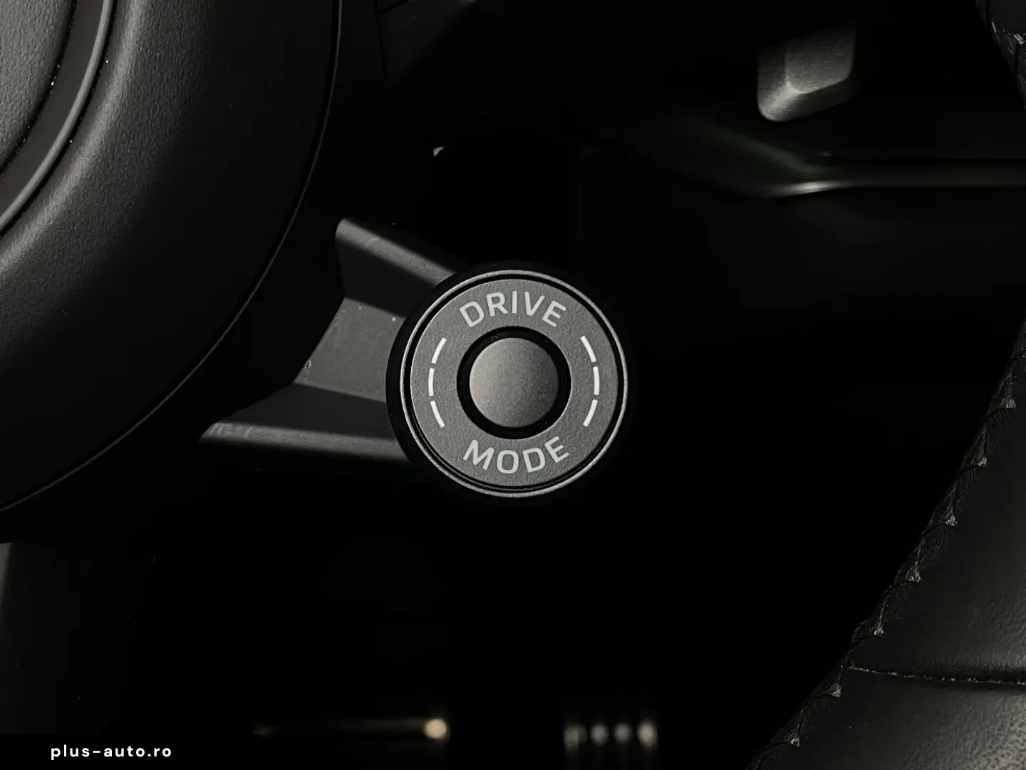 PORSCHE Cayenne S E-Hybrid  Hinterachslenkung  InnoDrive
