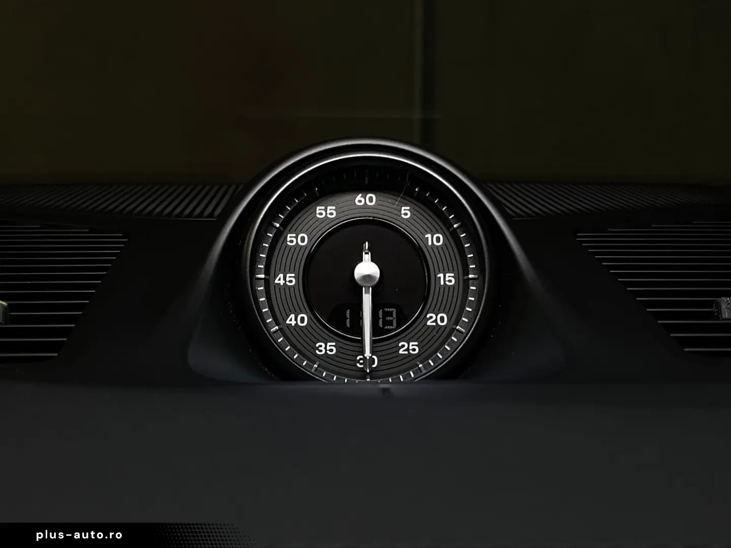 PORSCHE Cayenne S E-Hybrid  Hinterachslenkung  InnoDrive