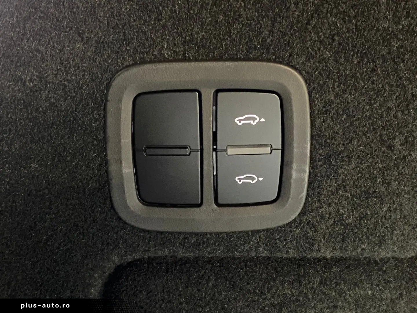 PORSCHE Cayenne S E-Hybrid  Hinterachslenkung  InnoDrive