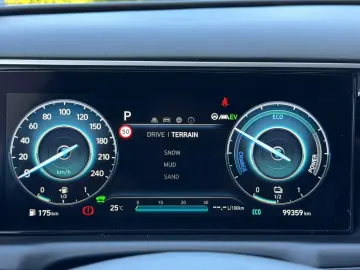 Hyundai Tucson Hybrid 1.6 L 230CP 4WD 6AT Style