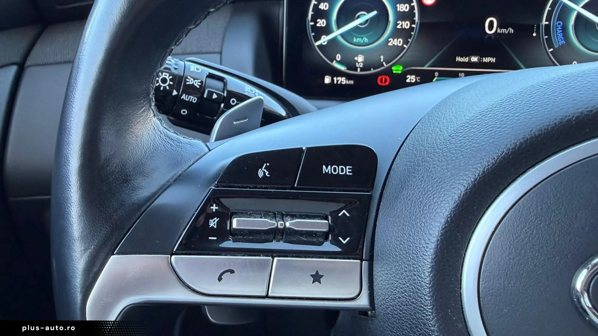 Hyundai Tucson Hybrid 1.6 L 230CP 4WD 6AT Style