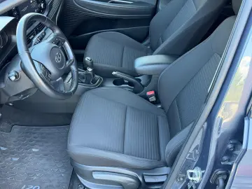 Hyundai i20 1.2 L 84CP 5DR LED Line