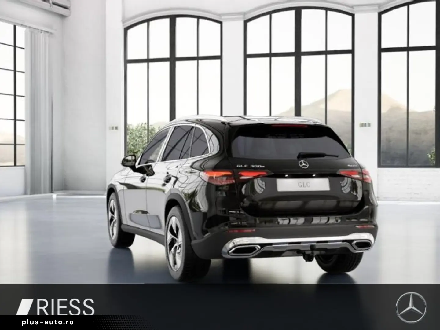 MERCEDES-BENZ GLC 300 e 4M TOP