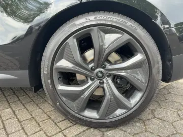 LAND ROVER Range Rover Sport D300 SE Luft 23   Stormer Pack