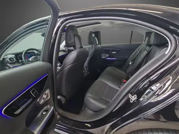 MERCEDES-BENZ C 300 de 4M Avantgarde Premium Plus AH…