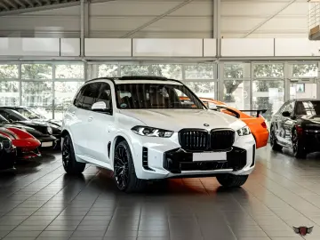 BMW X5 30d xDrive M 7 Locuri   Finanțare Leasing