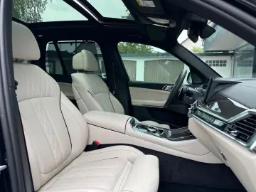 BMW X5 40d M SPORT PRO.SKY.SOFTCL.LUFTFEDER.AHK.22