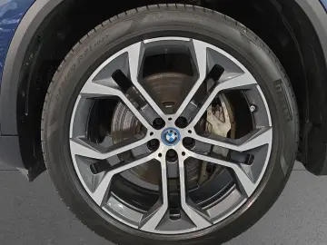 BMW X5 xDrive45e AHK KomfSi ACC PA  LicPro 21  Pano
