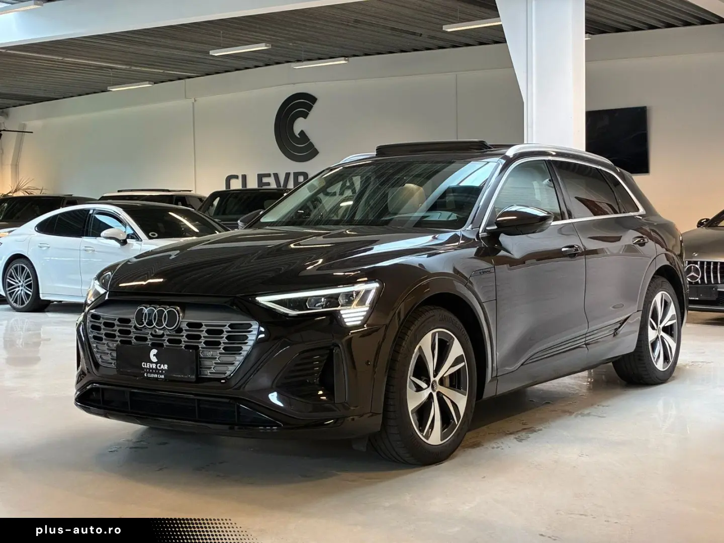 AUDI Q8 e-tron 55 quattro S line ACC TRAILER PANO MEM