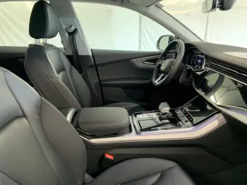 AUDI Q8 quattro S-Line ACC VIRTUAL 360 KAM AHK
