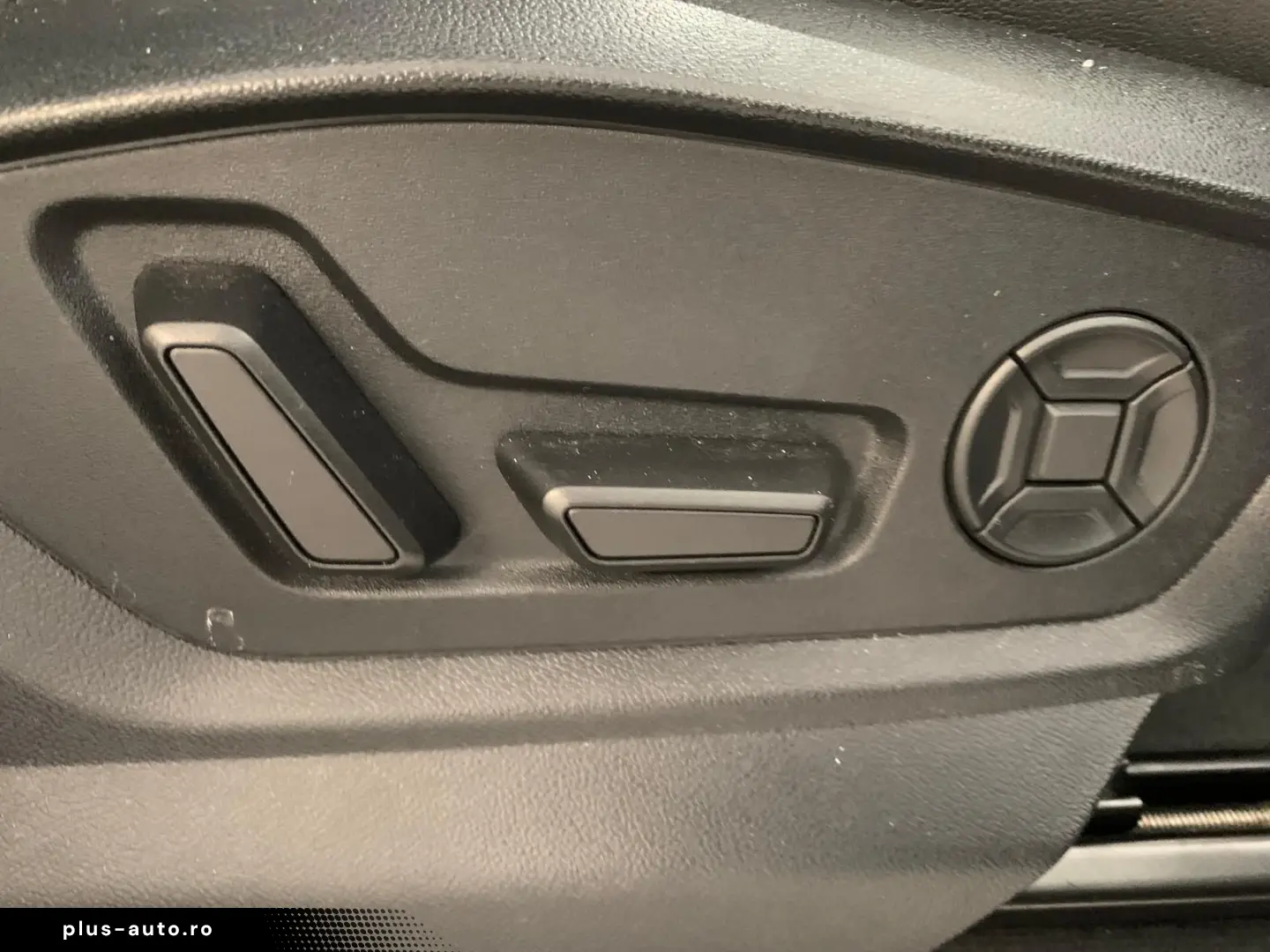 AUDI Q8 quattro S-Line ACC VIRTUAL 360 KAM AHK