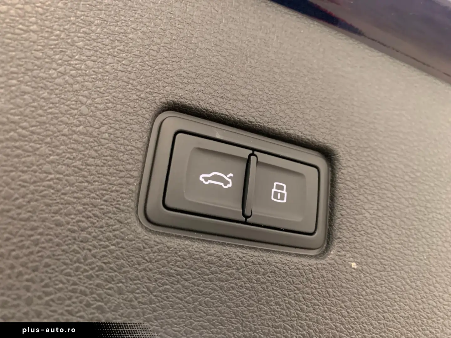 AUDI Q8 quattro S-Line ACC VIRTUAL 360 KAM AHK