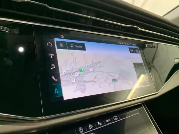 AUDI Q8 quattro S-Line ACC VIRTUAL 360 KAM AHK